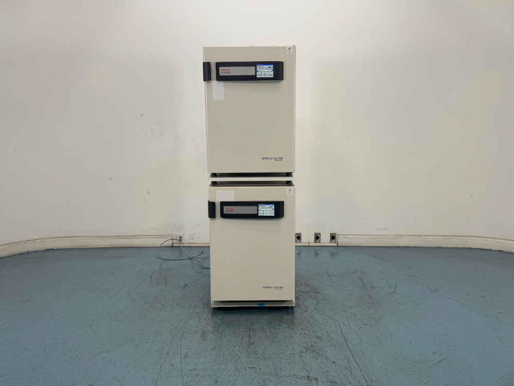 Image of Thermo HERAcell Vios 160i Double Stack CO2 Incubator
